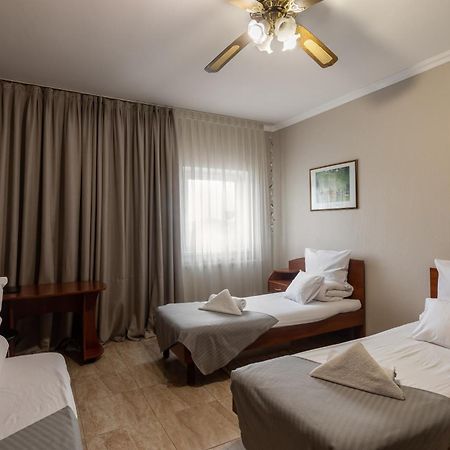 Duet Plus Motel Voytovtsy Exterior photo
